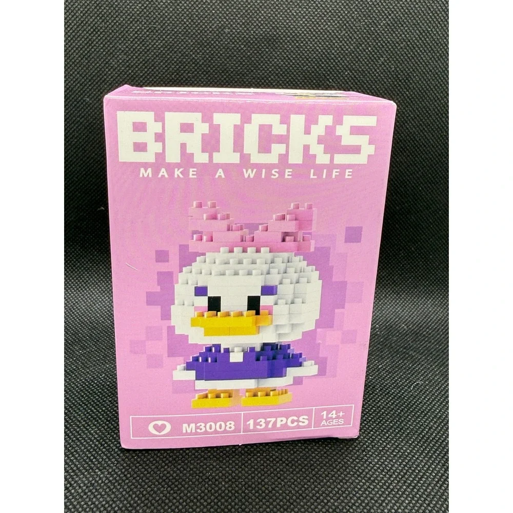 Bricks Make A Wise Life Daisy Duck Micro Building Block Set M3008 137pcs